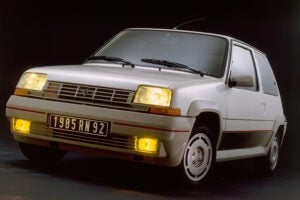 3773-renault-cinq-gt-turbo-01-