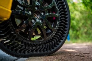 230726-michelin-uptis-01-