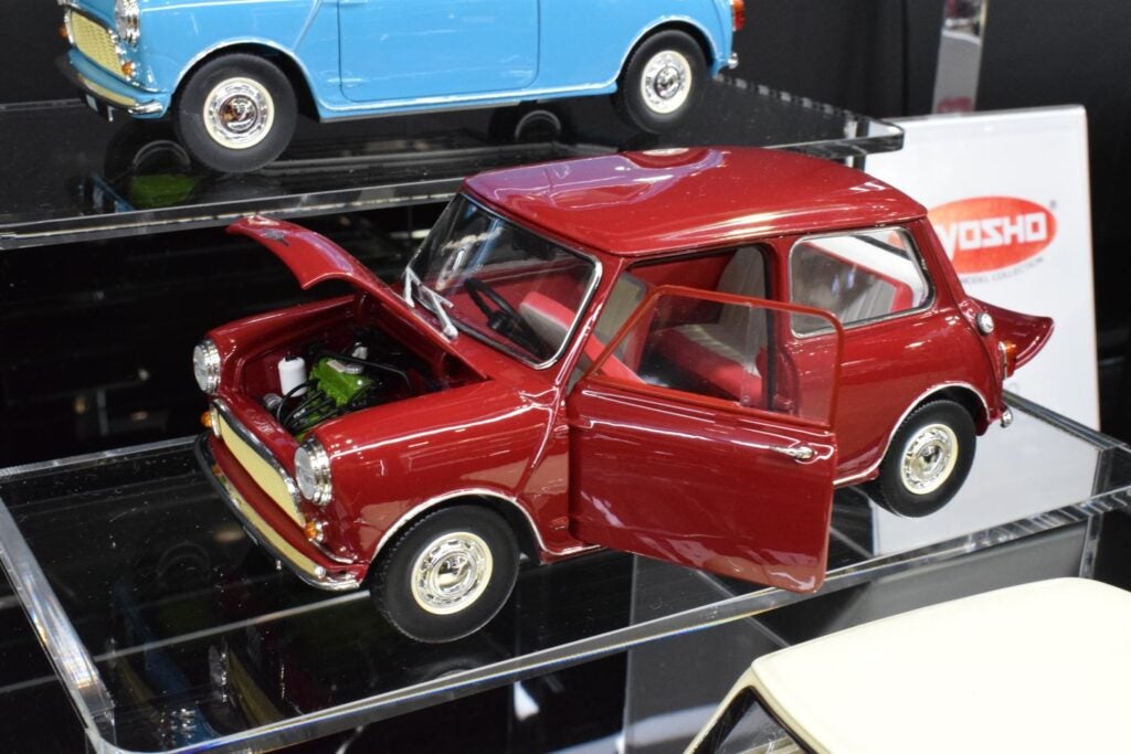 ミニカー イギリスフィアット限定品 Amazon | MONDO MOTORS 1/43 フィアット 500C ミニカーモンド