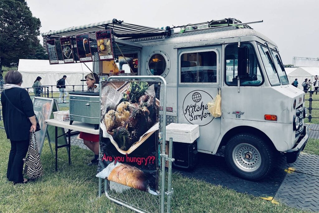 231019-kitchencar-gourmet-00-