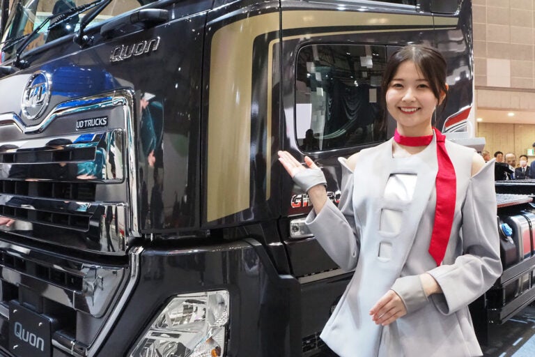 いすゞ美女の世菜さん