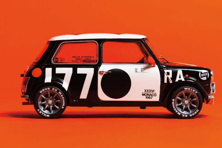 Solido 1/18 ミニクーパー スポーツ 1998 マルティニ カラー Solido 1/18 ミニクーパー スポーツ 1998 マルティニ カラー