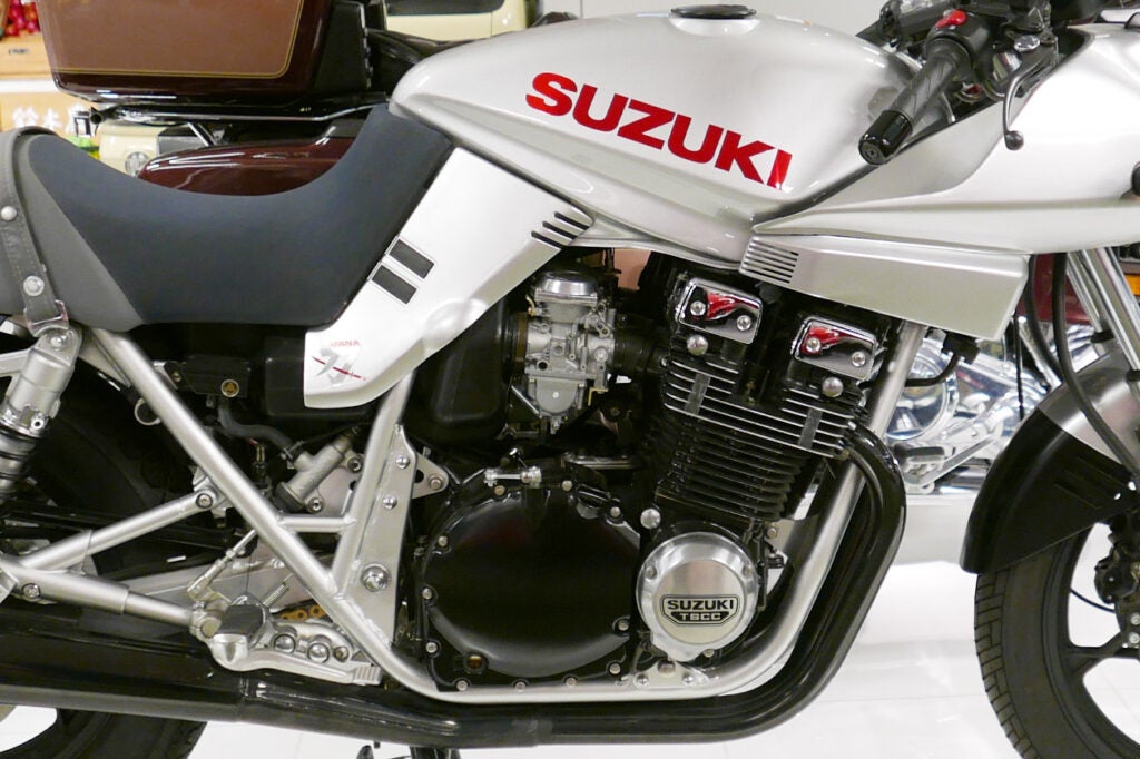 GSX1100S KATANA Final Edition純正車検証入れ GSX1100S KATANA Final Edition純正車検証入れ - メルカリ