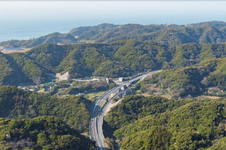 鋸山から木更津方面を望む