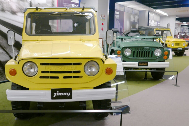 初代ジムニーたち。左から、LJ10、LJ20、ジムニー55 SJ10