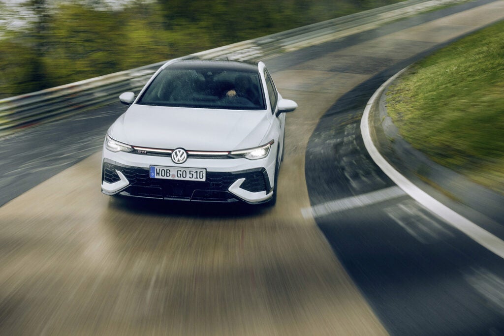 VWゴルフに究極のFFホットハッチが登場。新型「GTI クラブスポーツ」は