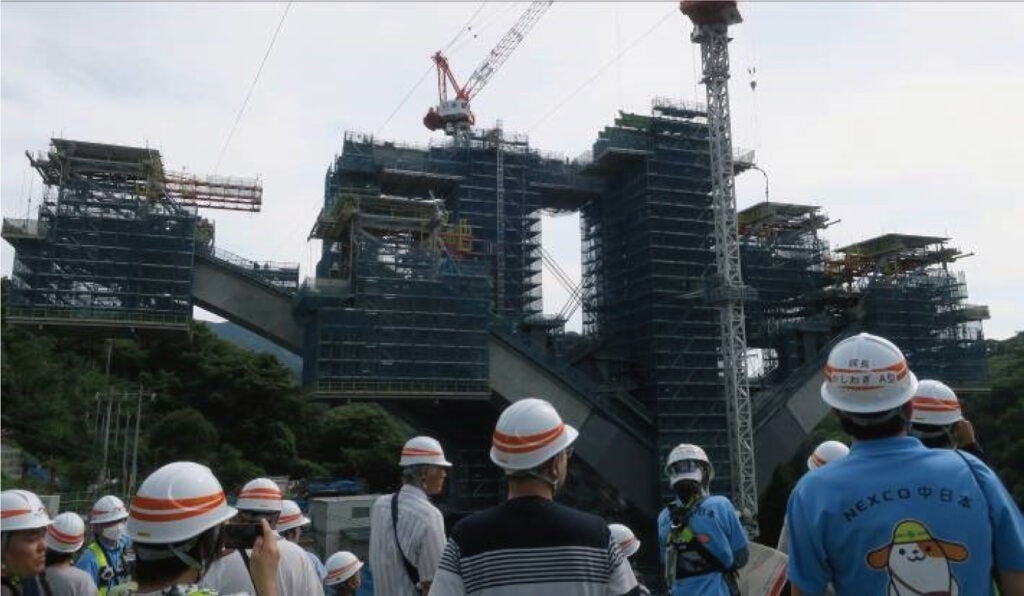 高速道路の裏側体験ツアーを神奈川・静岡で開催! | KURU KURA(くるくら) 高速道路の裏側体験ツアーを神奈川・静岡で開催! | KURU KURA(くるくら)