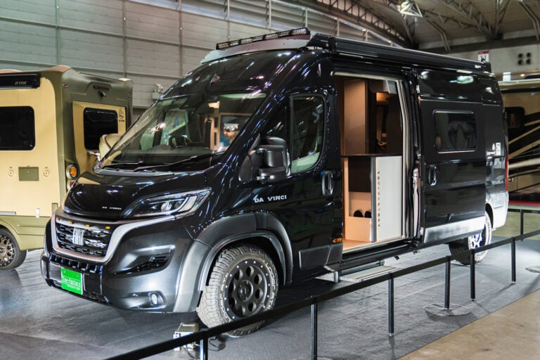 NEWS小山慶一郎氏の愛車｜東京アウトドアショー2024｜トイファクトリー・ダヴィンチ6.0｜フィアット・デュカト｜