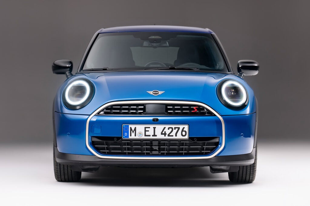 240726-mini-cooper-5door-04-