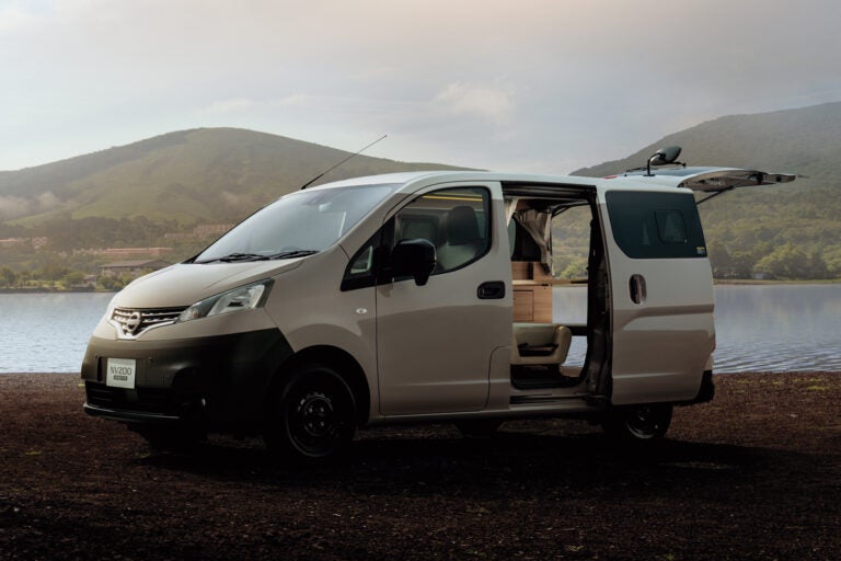 日産|NV200バネット|MYROOM|マイルーム|車中泊|バンライフ|アイキャッチ