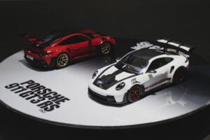 2401010-HobbyShow911-1-300x200.jpg