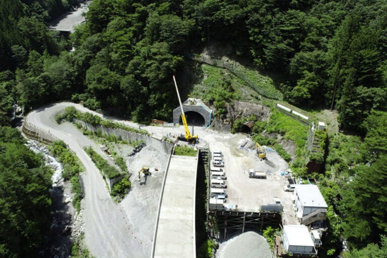 世紀の難工事を乗り越えて貫通した青崩峠道路
