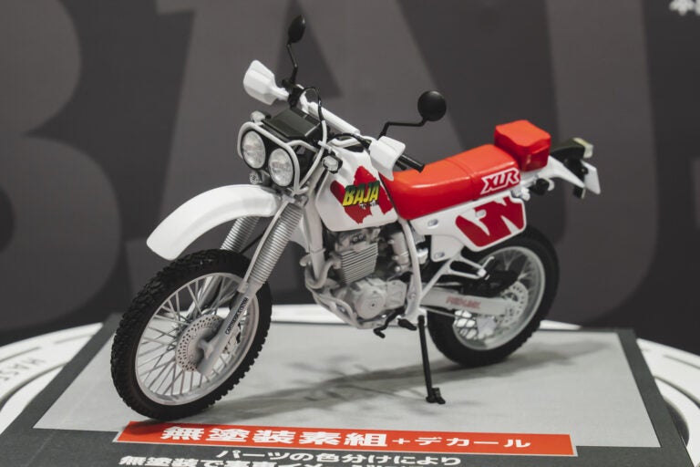 ハセガワが全日本模型ホビーショーに展示した「ホンダ XLR BAJA(MD22)」
