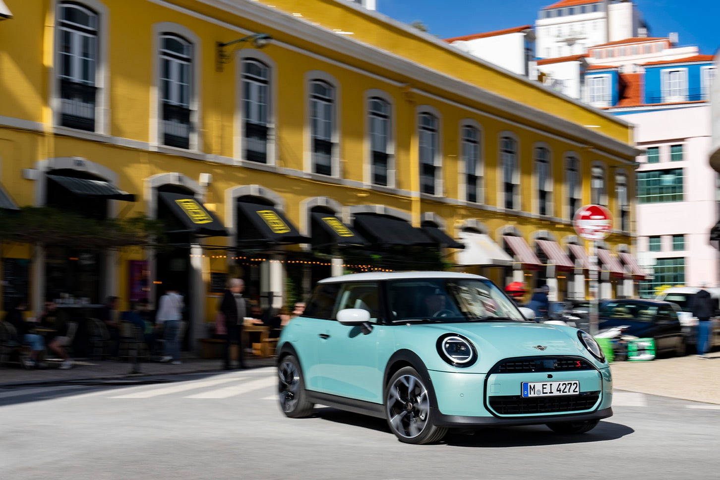 菰田 潔が選ぶ今年の1台は「MINI クーパー」━━【若者はこれに乗れ