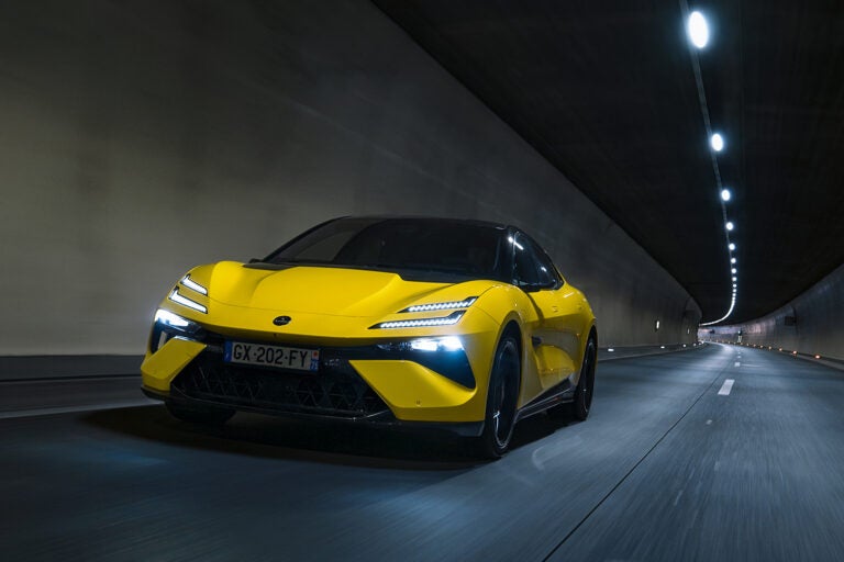 ロータス エメヤR｜Lotus Emeya R