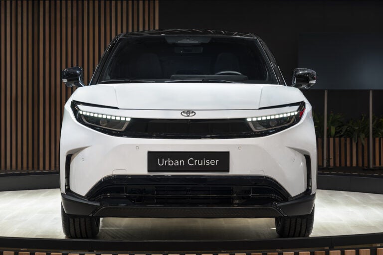 トヨタ・アーバンクルーザー|Toyota Urban Cruiser