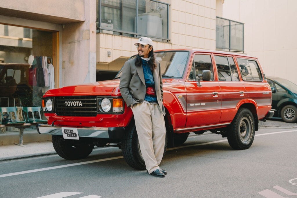 ランクル60を相棒にしたカフェオーナーのこだわり｜フォトグラファー