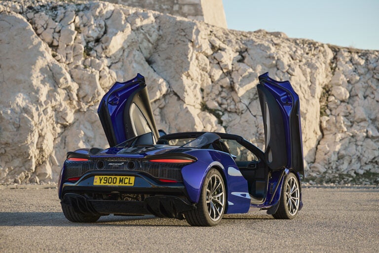 マクラーレン アルトゥーラ スパイダー｜McLaren Artura Spider