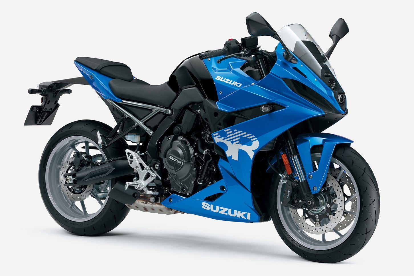 「GSX-8R Tuned by JURI」のベース車両となった「GSX-8R」