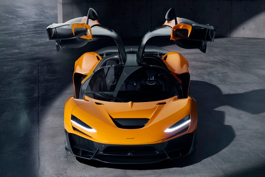 マクラーレンが最新スーパーカー「W1」に採用した航空宇宙産業レベルの