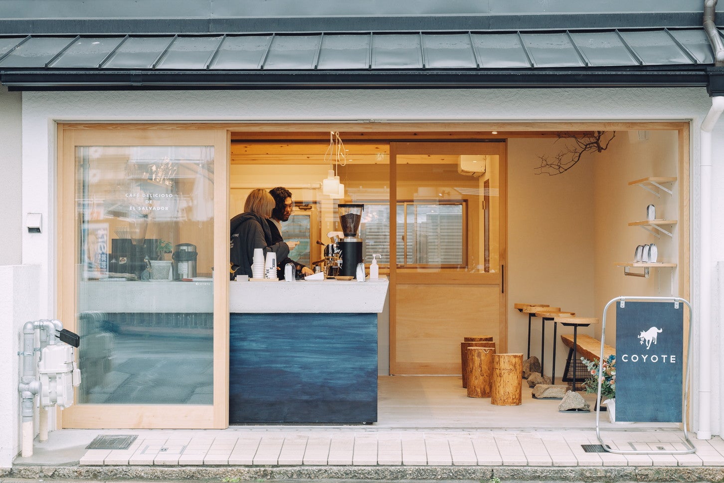 COYOTE Roastery の外観
