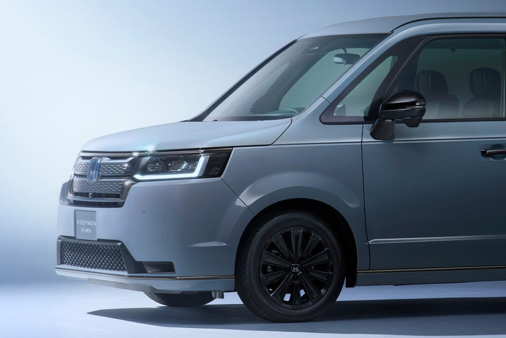 250411-honda-step-wgn-ex-thumb