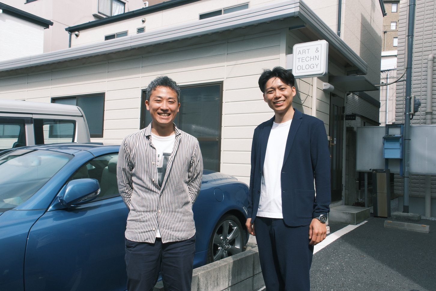 山本さんの愛車は、1966年式の日産ブルーバード（410型）など。安田さんの愛車は1971年式のメルセデス・ベンツ280SE 3.5クーペ（W111型）など、お二人とも複数台のクルマを所有しているそうだ。