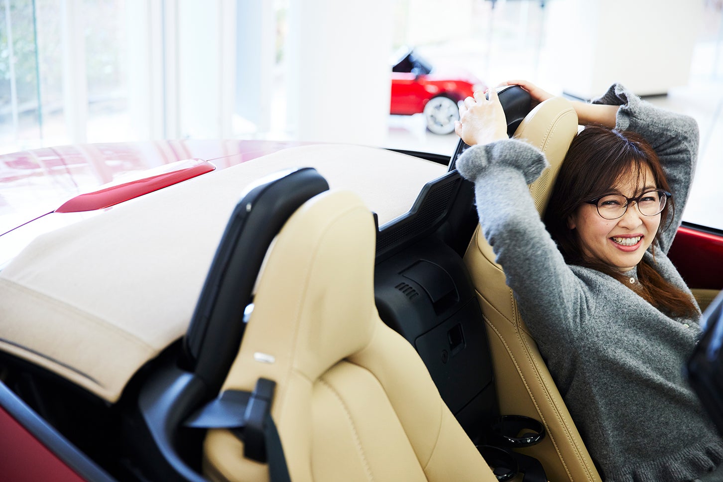 彼氏のオープンカーでドライブデートはアリですか?━━教えて吉田由美センセイ! 恋とクルマの相談室 Vol.3
