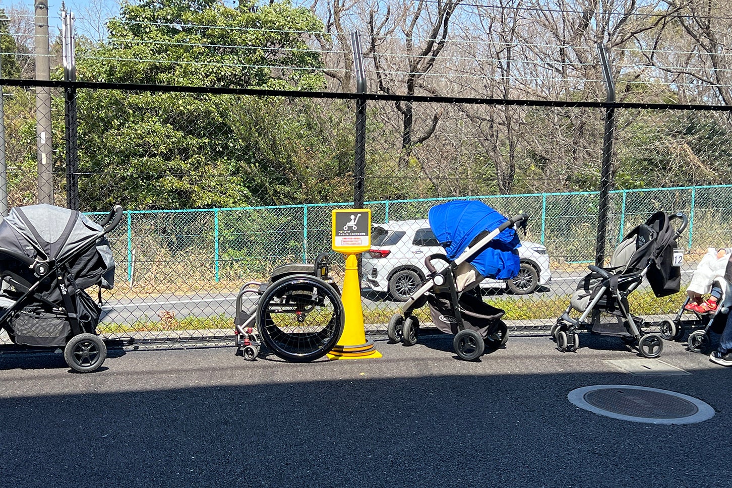 ベビーカー置き場も整備されていて、子ども連れや女性の方も安心して楽しめる環境が整っていた