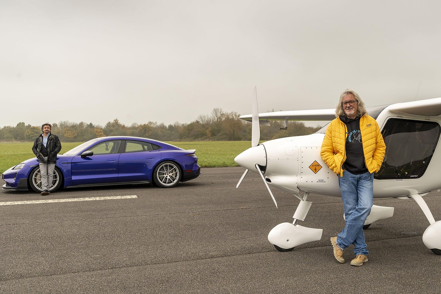 ポルシェ・タイカン ターボGT vs. 電動飛行機｜Porsche Taycan Turbo GT vs. Electric Aircraft