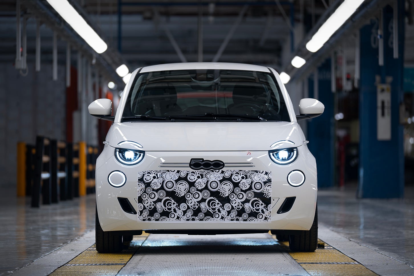 フィアット500ハイブリッド｜Fiat 500 Hybrid 