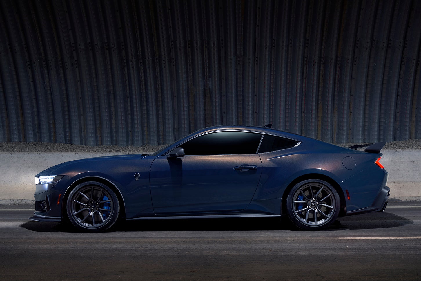 フォード・マスタング ダークホース｜Ford Mustang Dark Horse