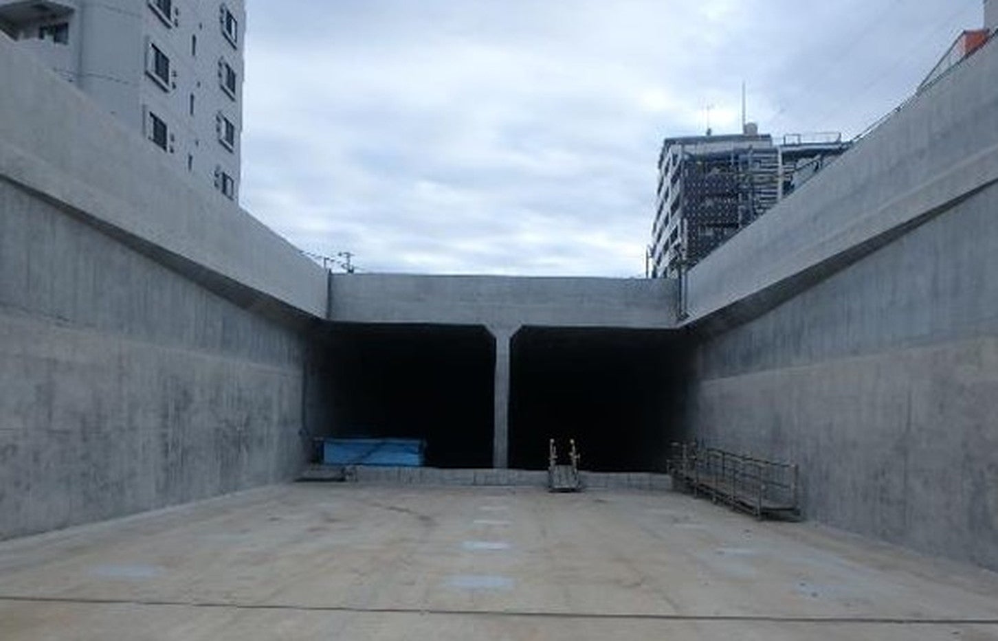 「環状第5の1号線 雑司が谷」における、トンネル躯体工事の様子（2022年11月時点）。