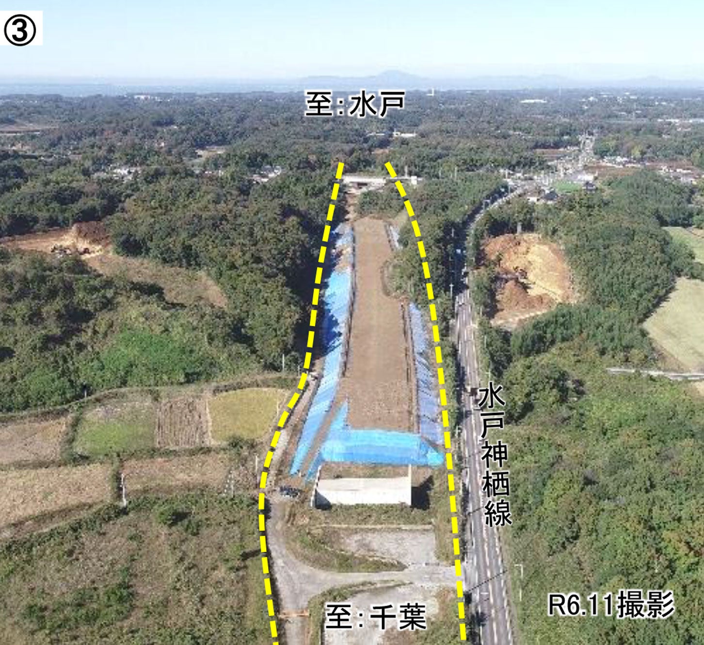 東関東道 潮来市茂木の様子。