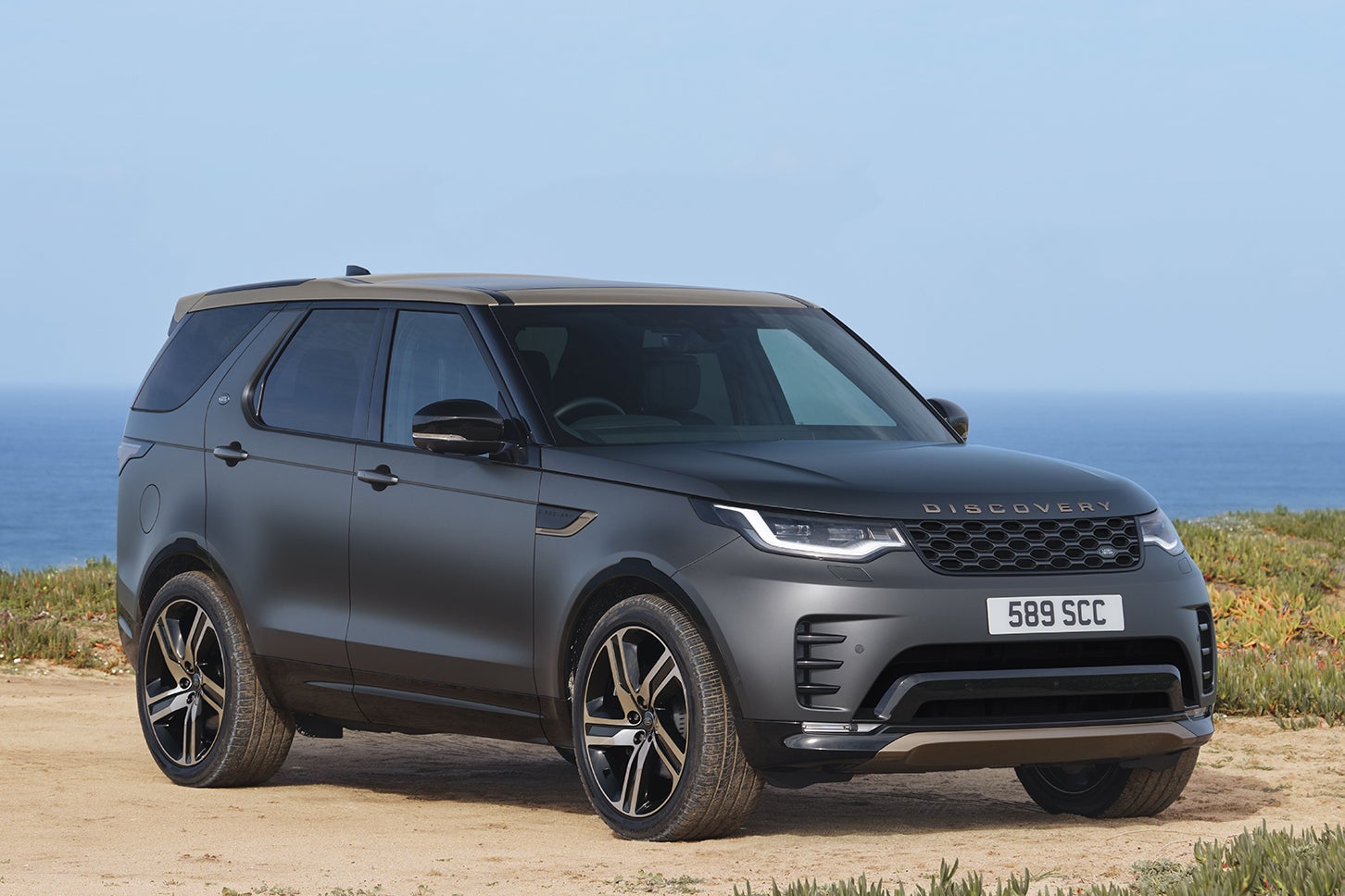 ランドローバー・ディスカバリー テンペスト・キュレーテッド・フォー・ジャパン｜Land Rover Discovery Tempest Curated for Japan