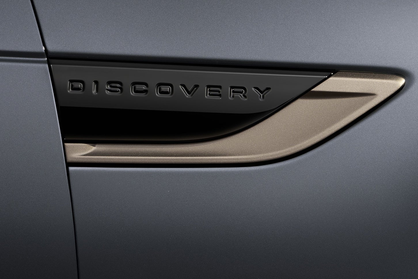 ランドローバー・ディスカバリー テンペスト・キュレーテッド・フォー・ジャパン｜Land Rover Discovery Tempest Curated for Japan