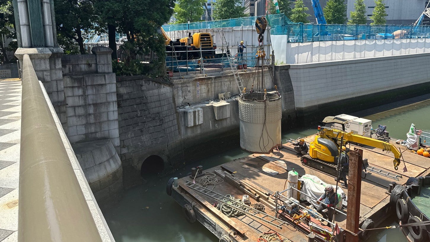 呉服橋・江戸橋出入口の橋脚撤去工事の様子。2024年1月24日発表。
