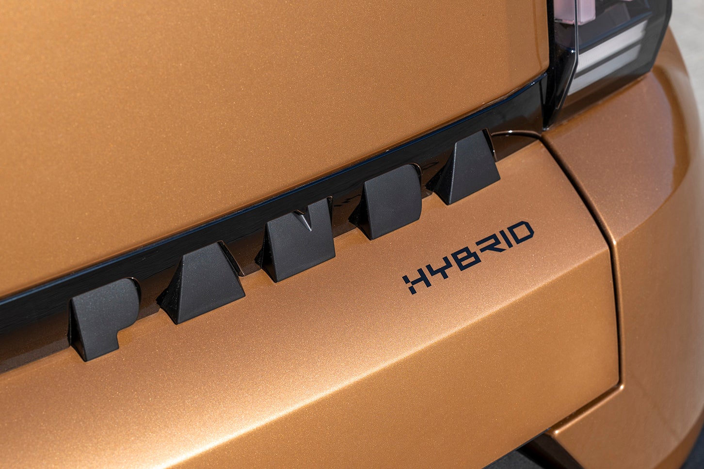 フィアット・グランデパンダ ハイブリッド｜Fiat Grande Panda Hybrid