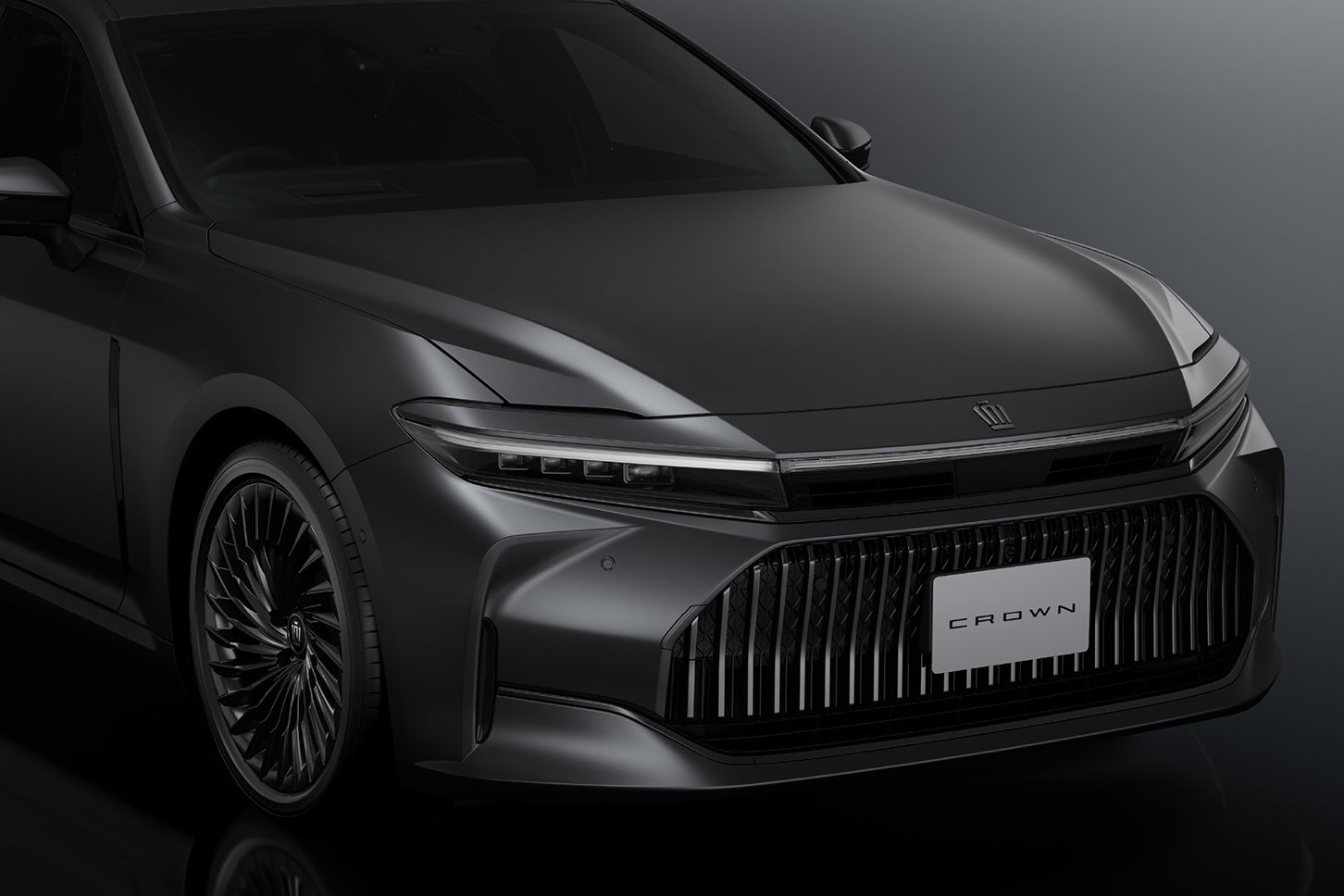 トヨタ・クラウン セダンZ“THE LIMITED-MATTE METAL”｜特別設定色 マットメタル