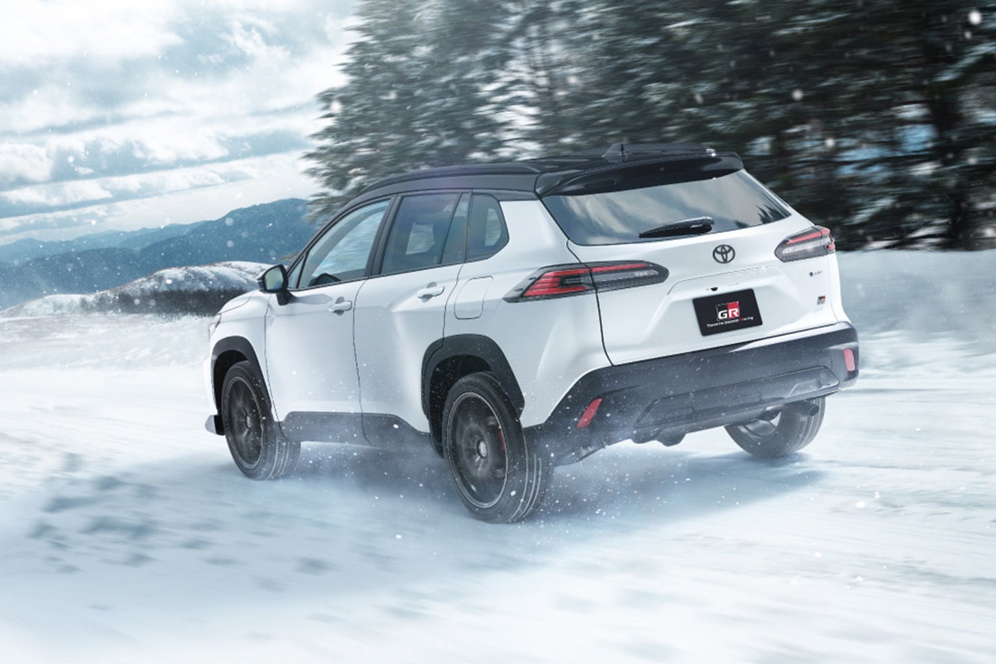 トヨタ・カローラ クロス GRスポーツ｜Toyota Corolla Cross GR SPORT