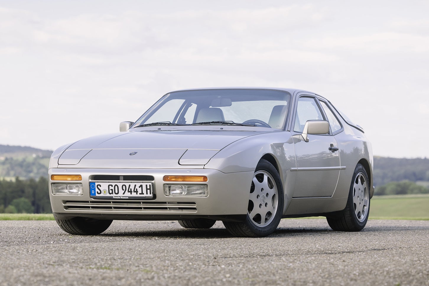 ポルシェ944ターボ｜Porsche 944 Turbo