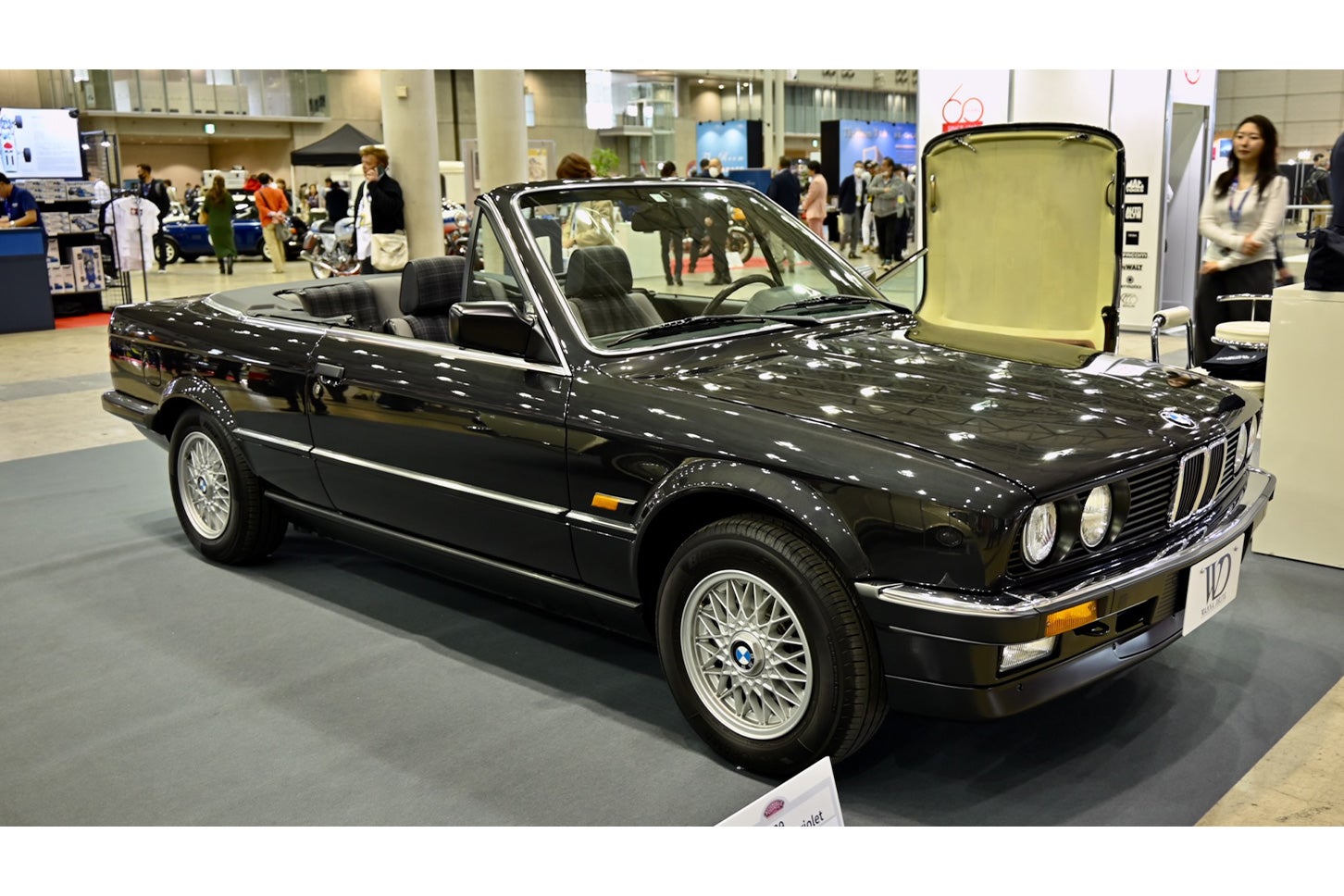 今すぐ欲しい! 418万円のBMW 320i カブリオレ(販売店:WANNA DRIVE)