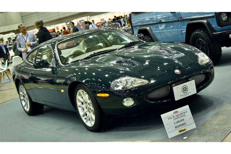 ジャガー XK Rクーペ V8 SC｜Jaguar XK R-Coupe V8 SC（2001年）