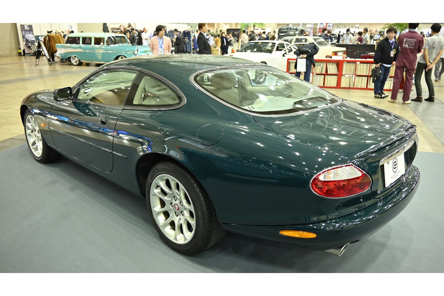 ジャガー XK Rクーペ V8 SC｜Jaguar XK R-Coupe V8 SC（2001年）