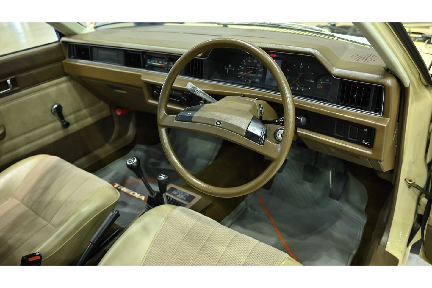 三菱 トレディア|Mitsubishi Tredia(1982年)