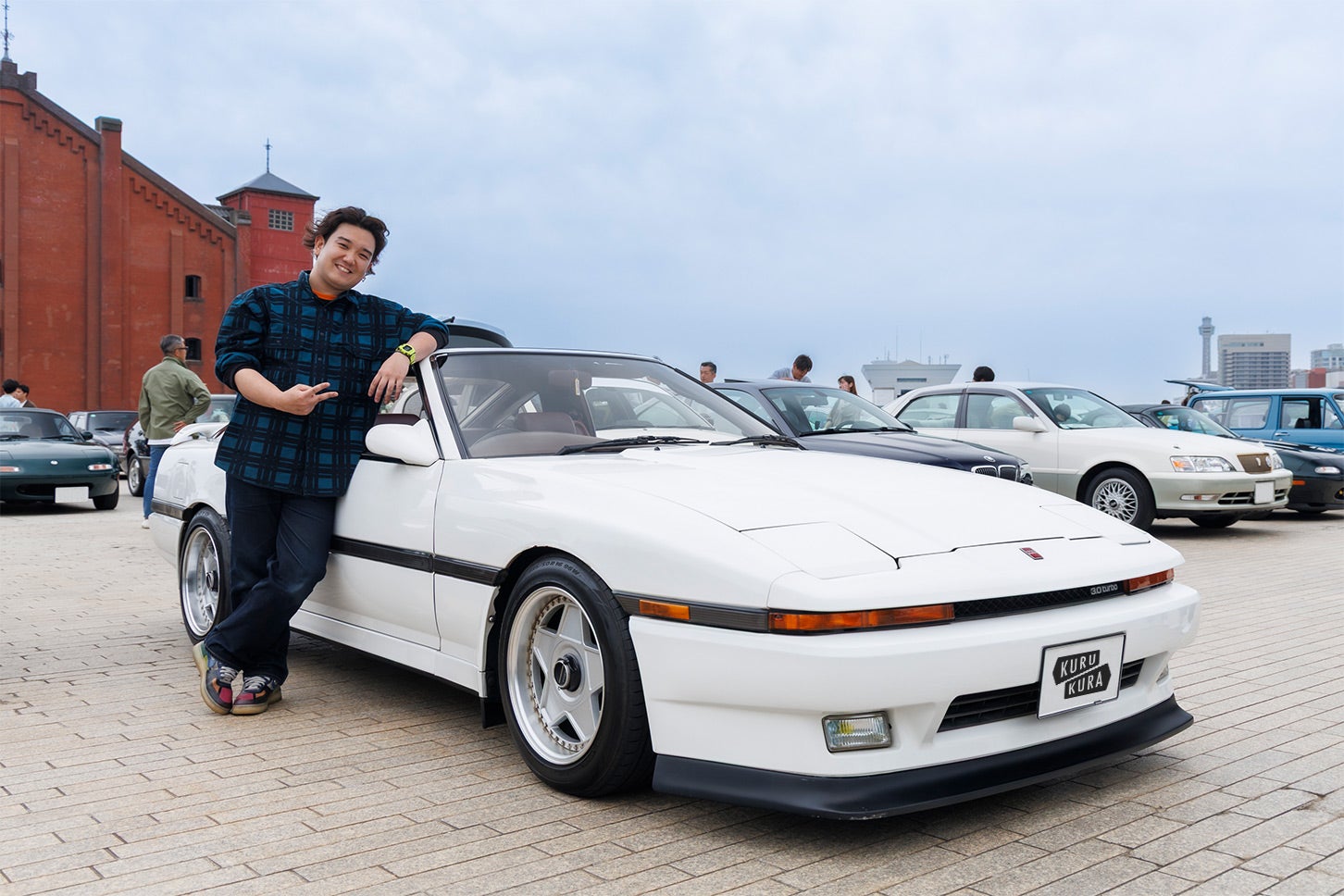スープラ 3.0GTターボ エアロトップとオーナーのブラマリさん。前期型でワイドボディのエアロトップをずっと探し求めていたそうです。