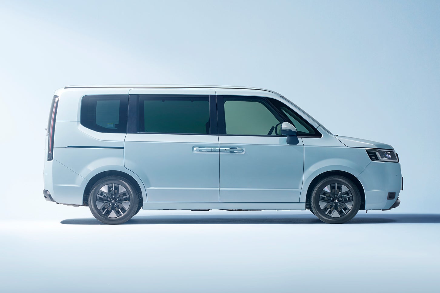 ホンダ ステップワゴン エアーEX|Honda STEP WGN AIR EX