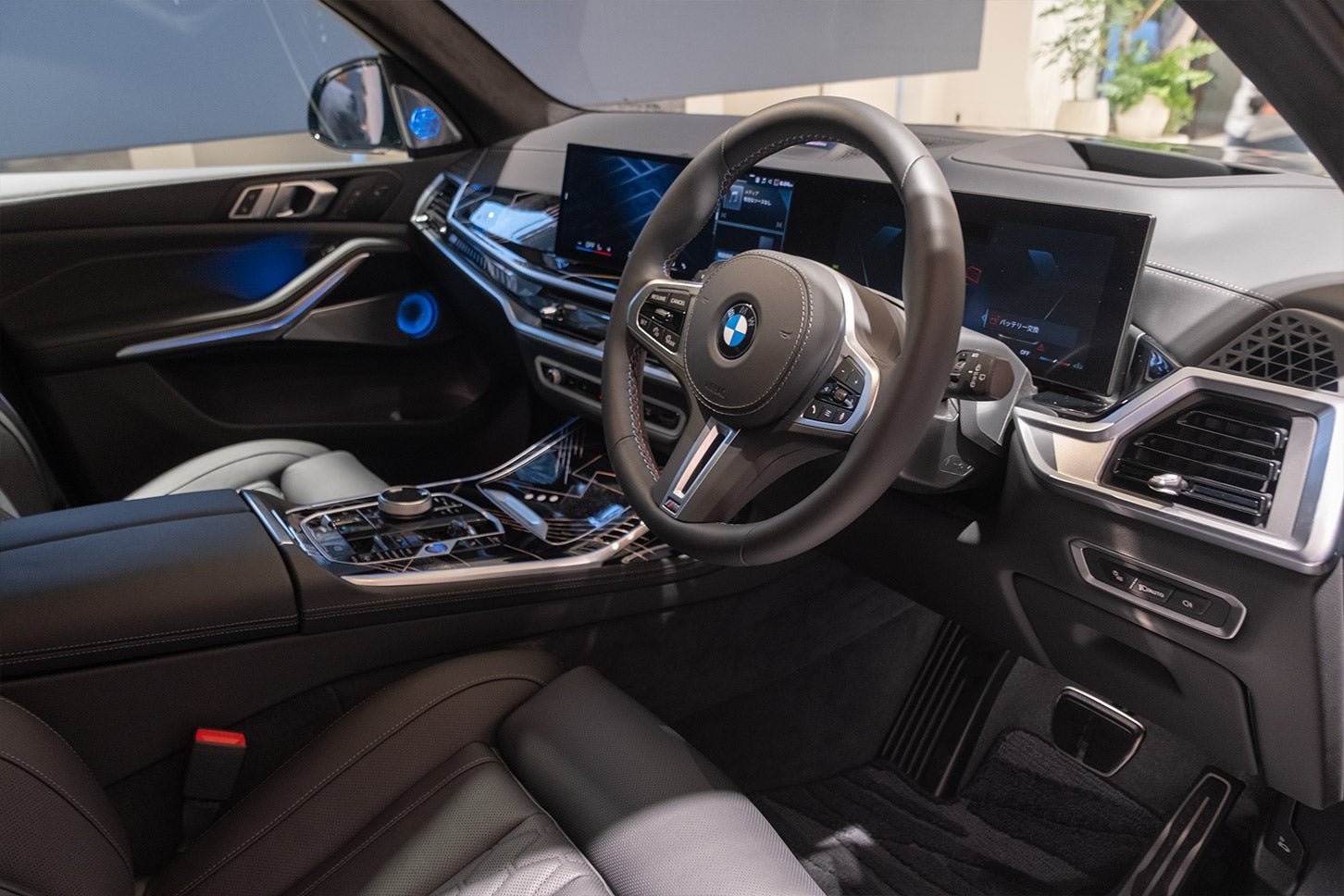BMW X7ブラックアルファ｜BMW X7 BLACK-α