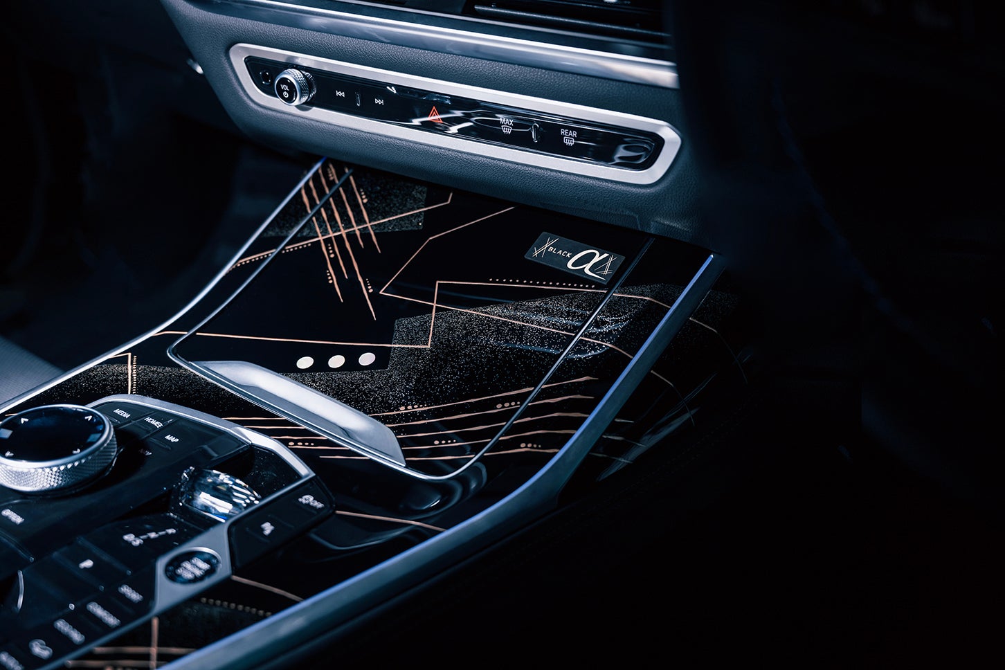 BMW X7ブラックアルファ|BMW X7 BLACK-α
