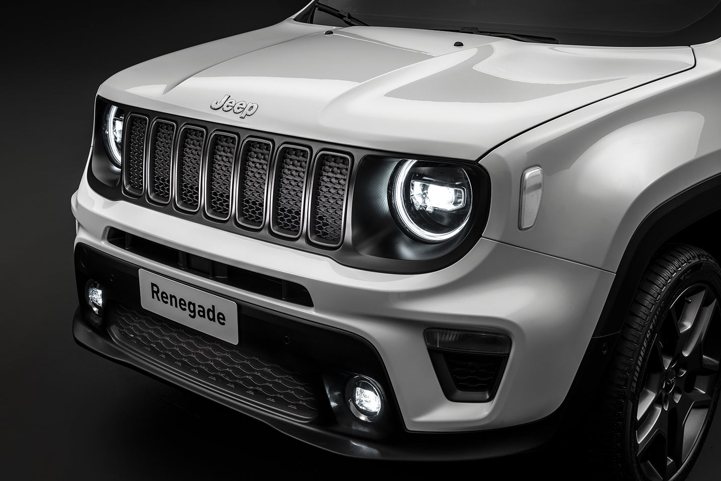 ジープ・レネゲードeハイブリッド｜Jeep Renegage e-Hybrid